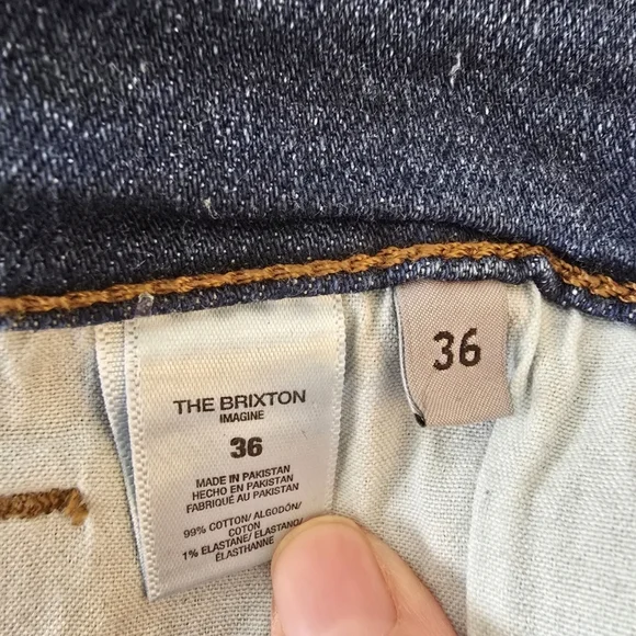 Joe's Jeans The Brixton Straight + Narrow Classic Indigo Straight-Leg Denim NWT